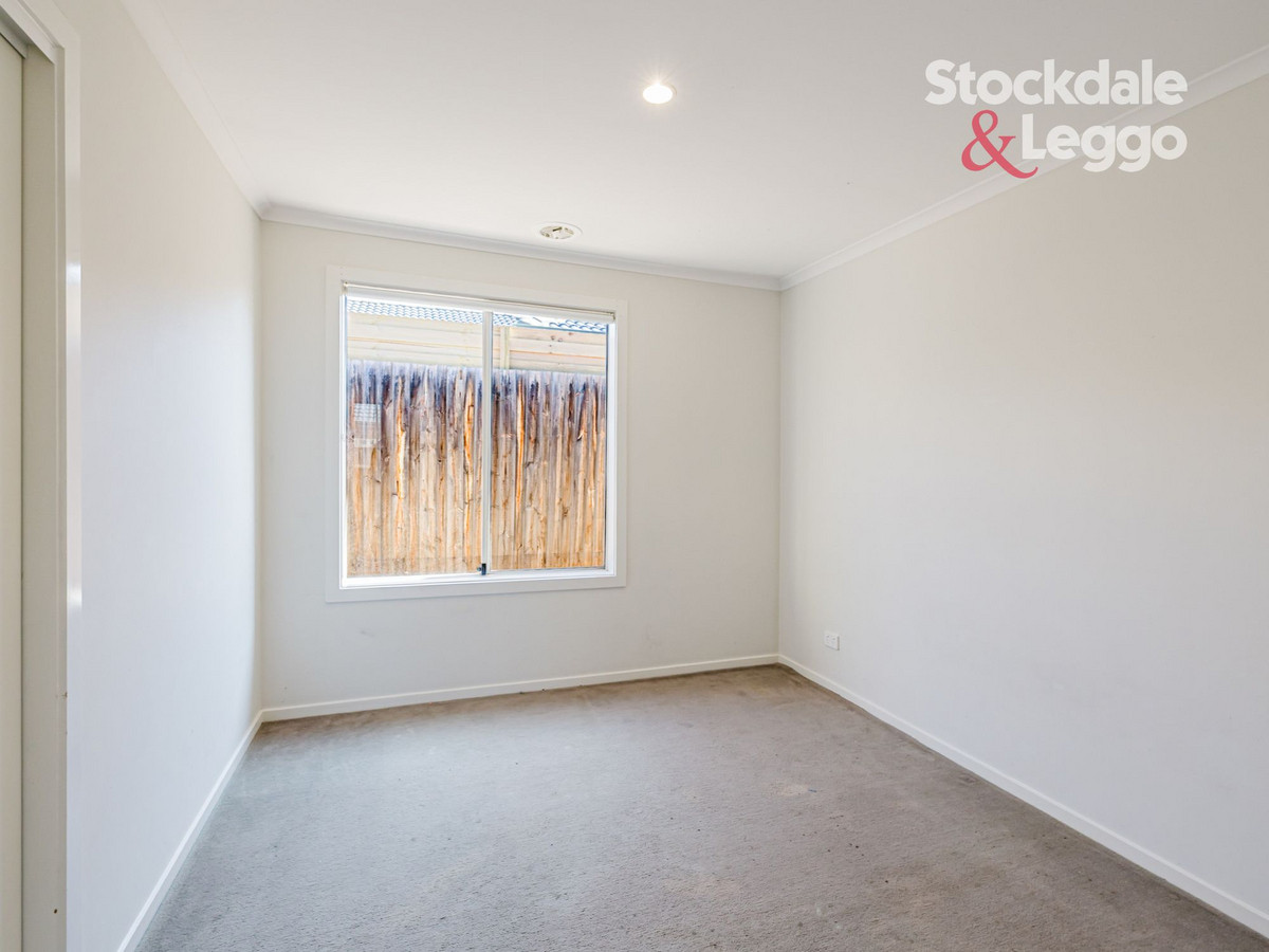 10 Dogherty Court, BACCHUS MARSH VIC 3340, Bacchus Marsh - Thumbnail 5
