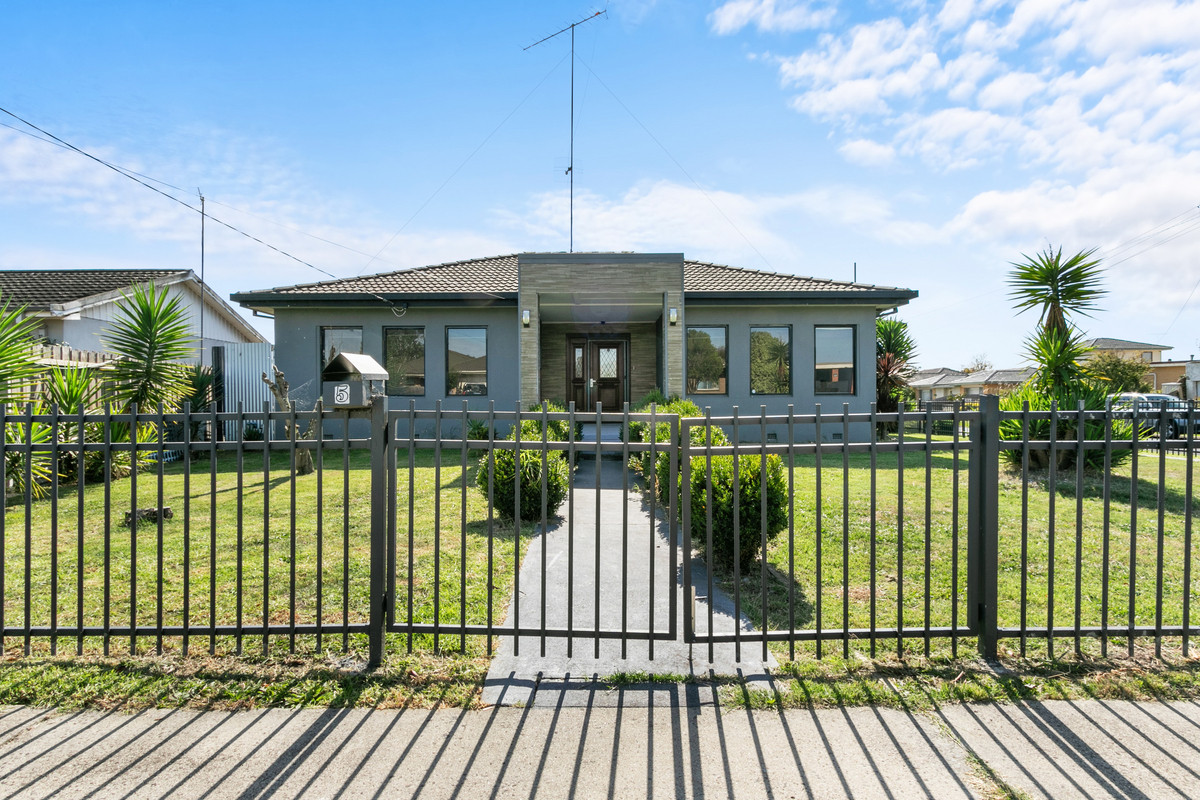 5 Peter Street, Morwell VIC 3840, Morwell - Thumbnail 3