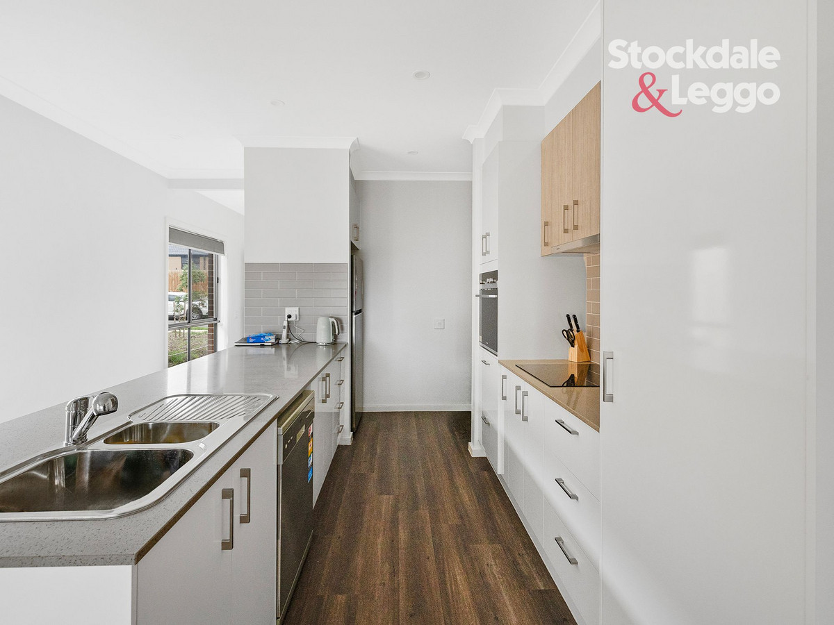 60 Hamish Road, Darley VIC 3340, Darley - Thumbnail 2