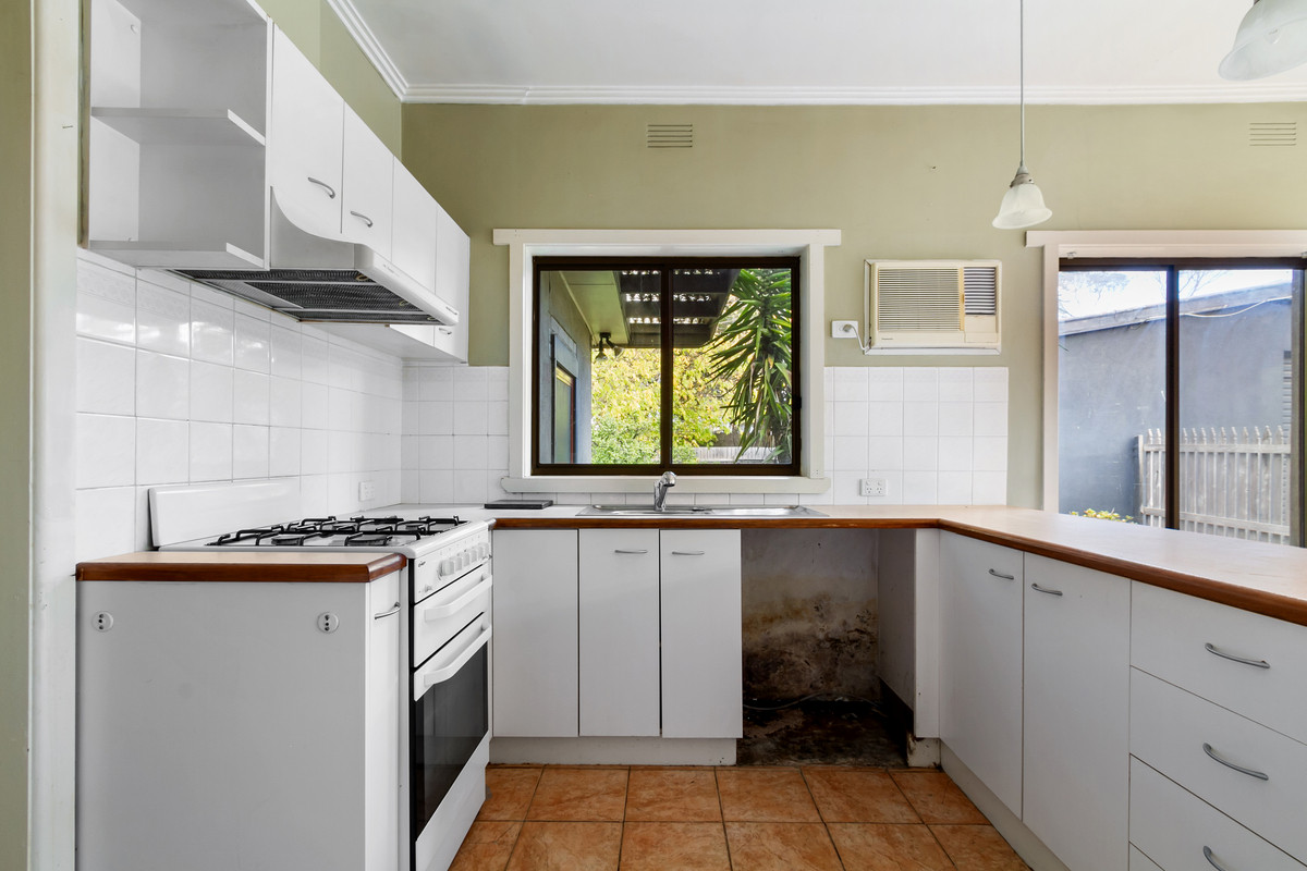 44 Wallace Street, MORWELL VIC 3840, Morwell - Thumbnail 3