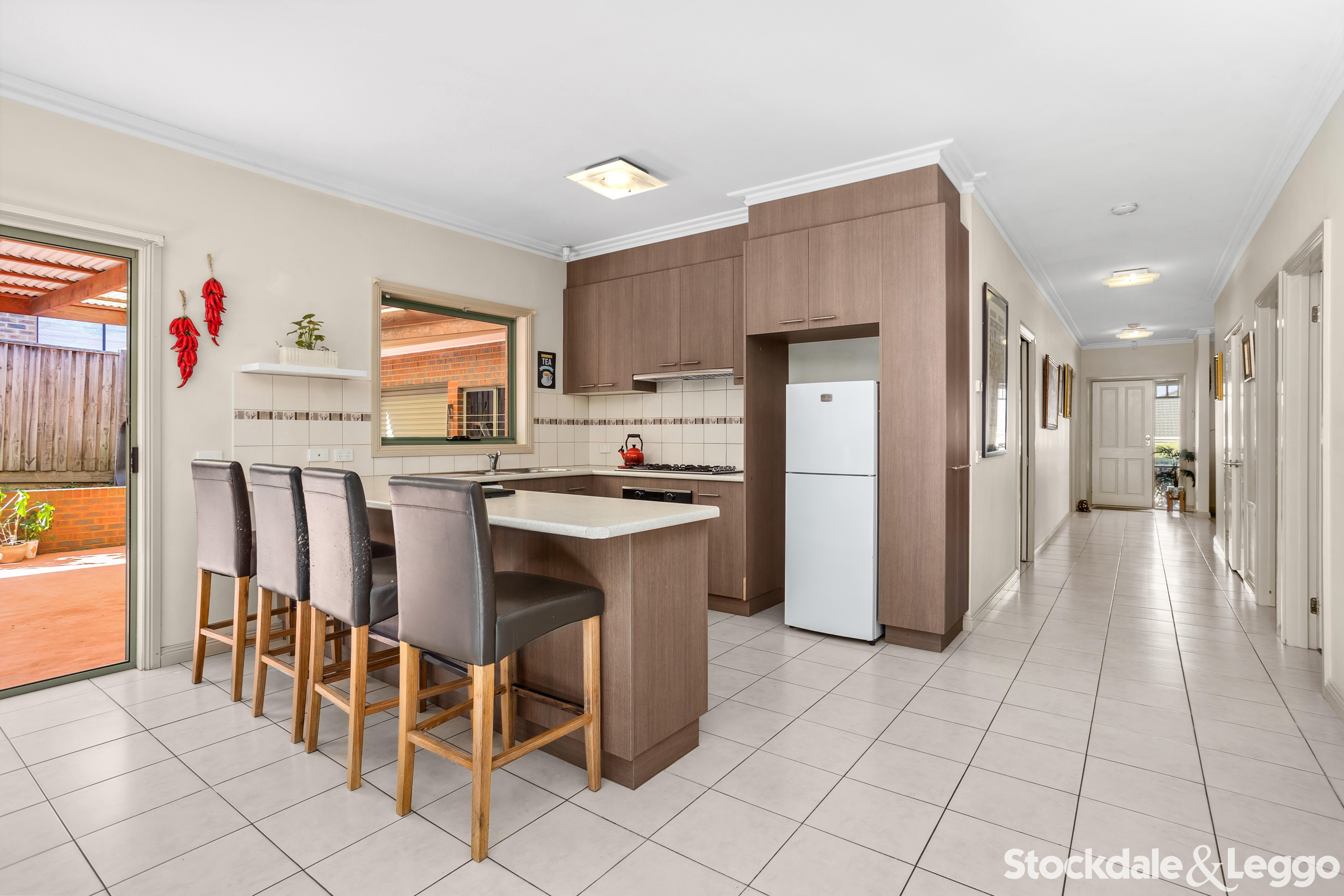 1 Halkirk Court, Craigieburn VIC, Craigieburn - Thumbnail 3