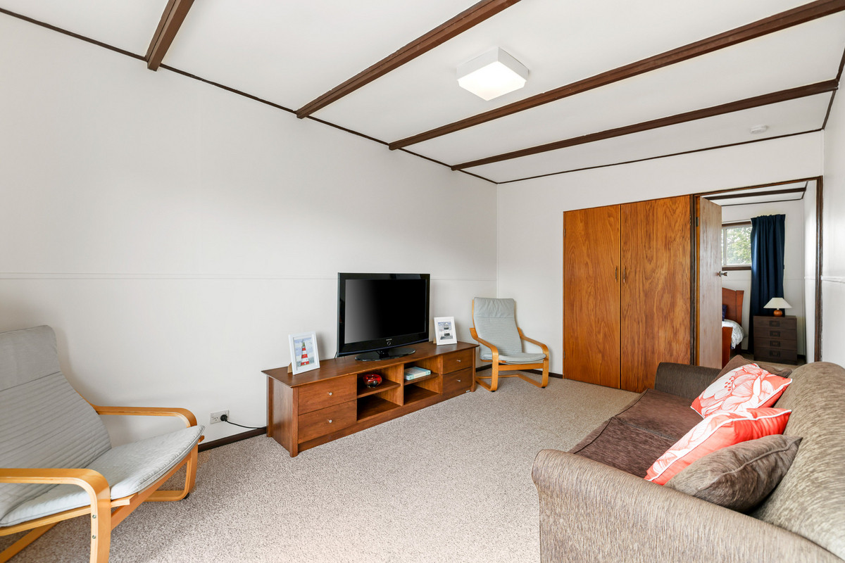 9 Hobsons Parade, Cowes VIC 3922, Cowes - Thumbnail 6
