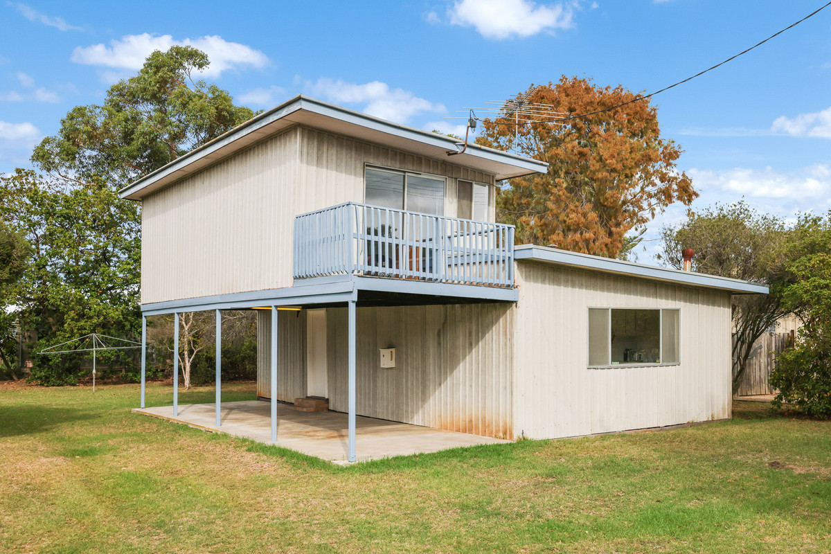 9 Hobsons Parade, Cowes VIC 3922, Cowes - Thumbnail 3