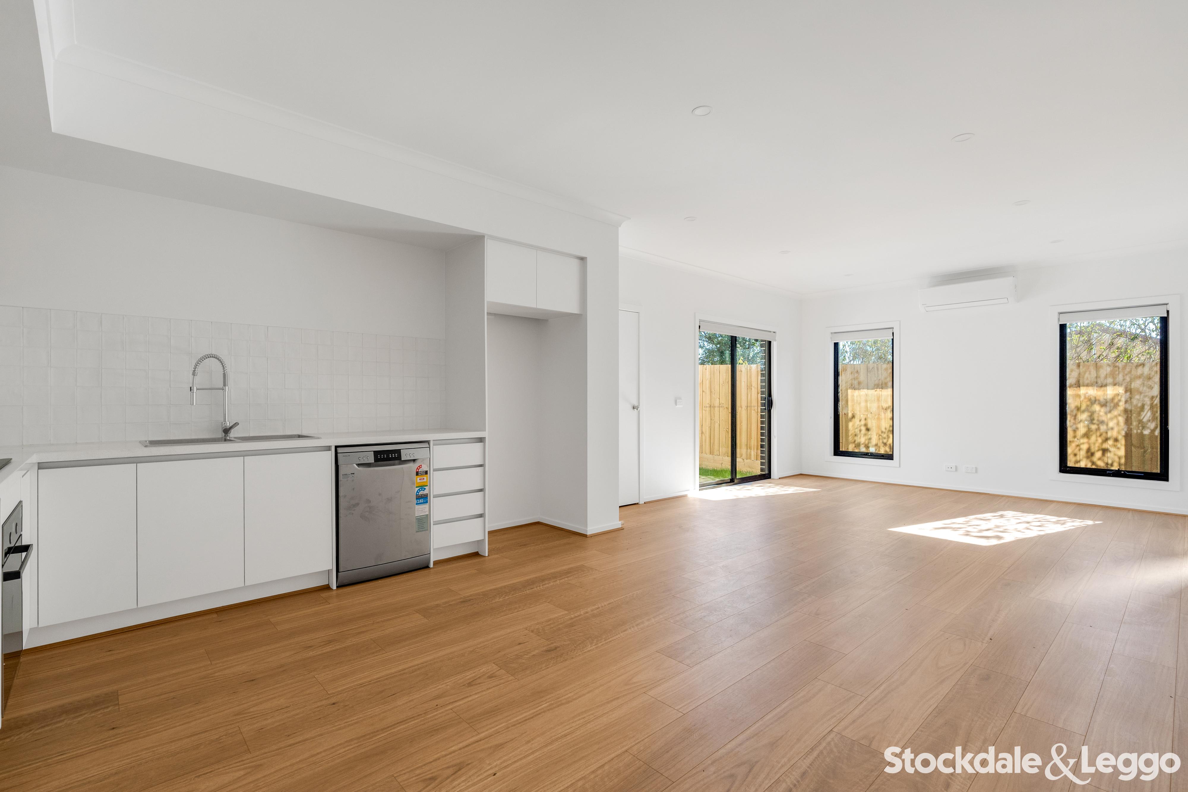 Unit 3/100-104 Anderson Road, Sunbury VIC, Sunbury - Thumbnail 2