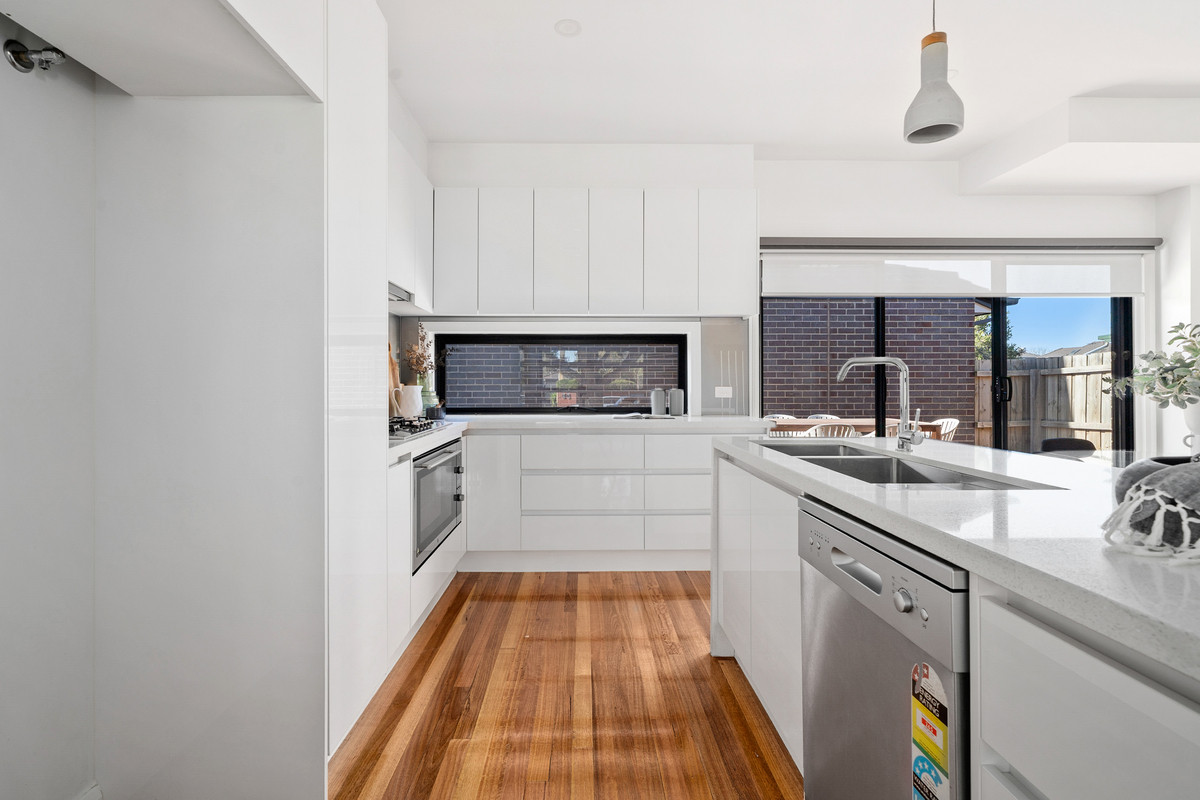 1 / 42 Hubert Avenue, GLENROY VIC 3046, Glenroy - Thumbnail 2