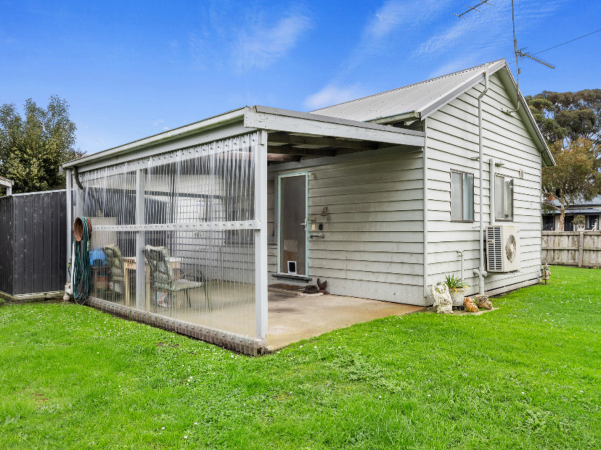 110 Broome Crescent, Wonthaggi VIC 3995, Wonthaggi - Thumbnail 2