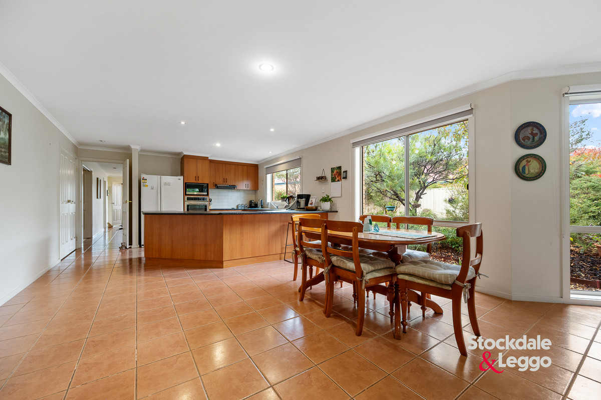 24 Youll Grove, Inverloch VIC 3996, Inverloch - Thumbnail 2