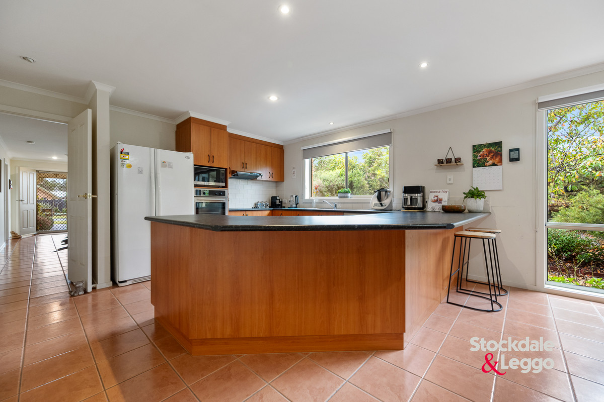 24 Youll Grove, Inverloch VIC 3996, Inverloch - Thumbnail 3