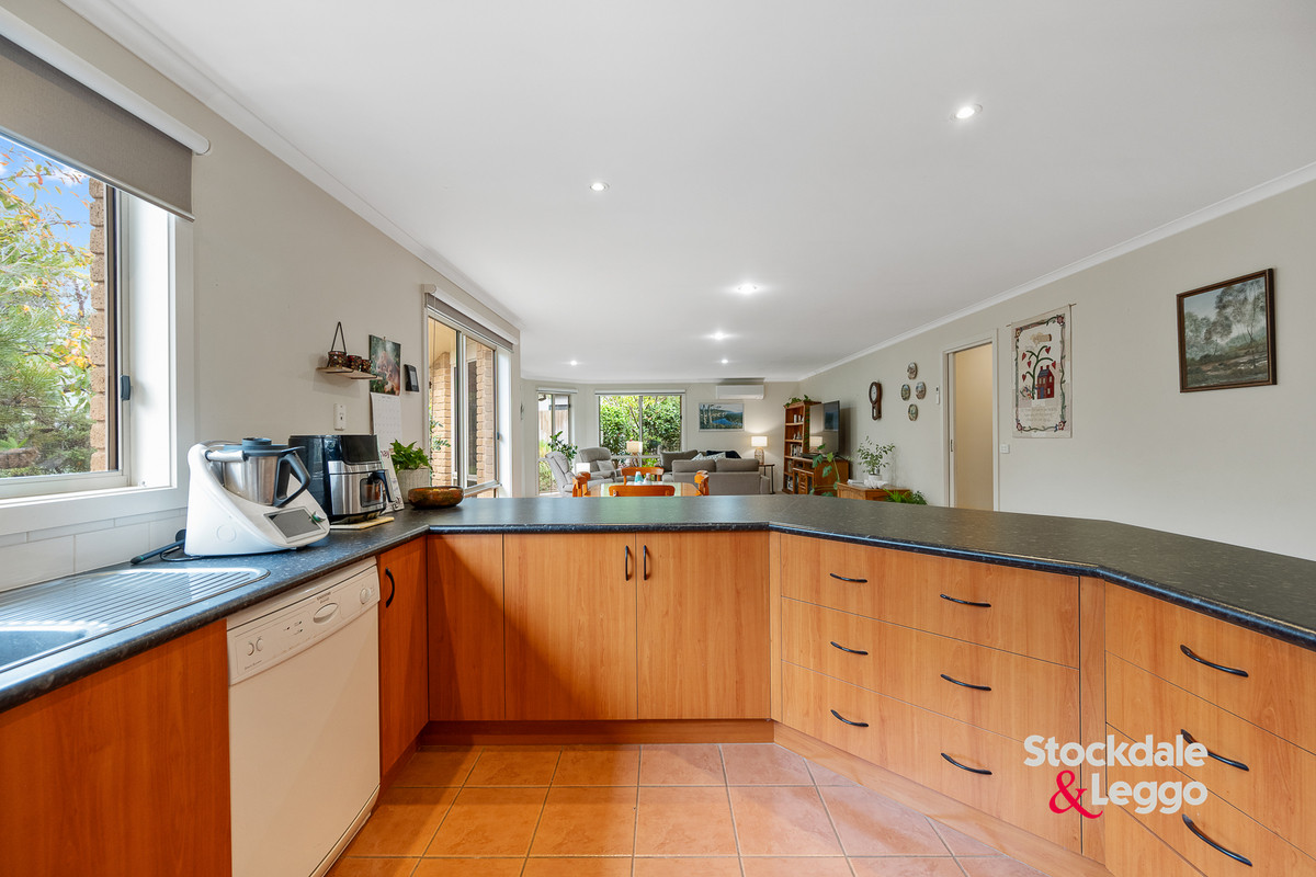 24 Youll Grove, Inverloch VIC 3996, Inverloch - Thumbnail 5