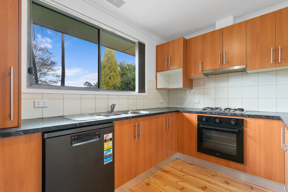 28 Johnson Crescent, TRARALGON VIC 3844, Traralgon - Thumbnail 5