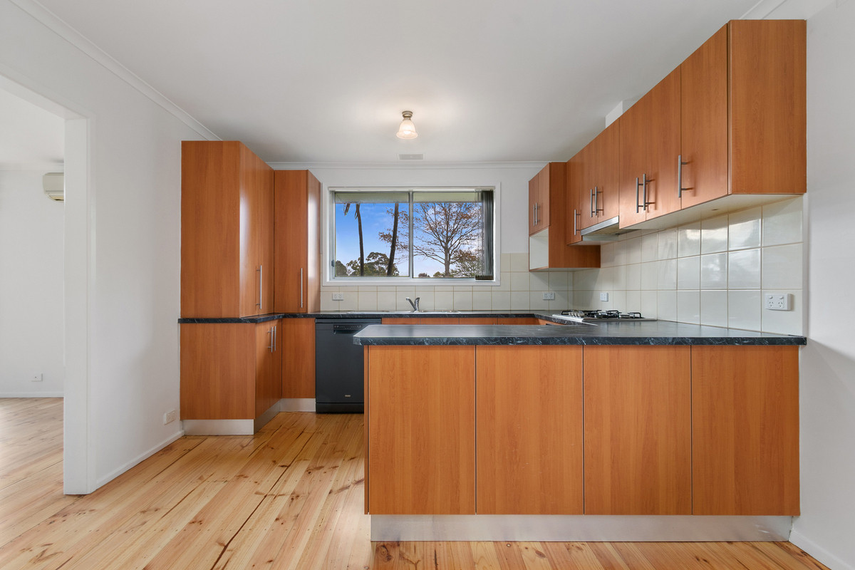 28 Johnson Crescent, TRARALGON VIC 3844, Traralgon - Thumbnail 4