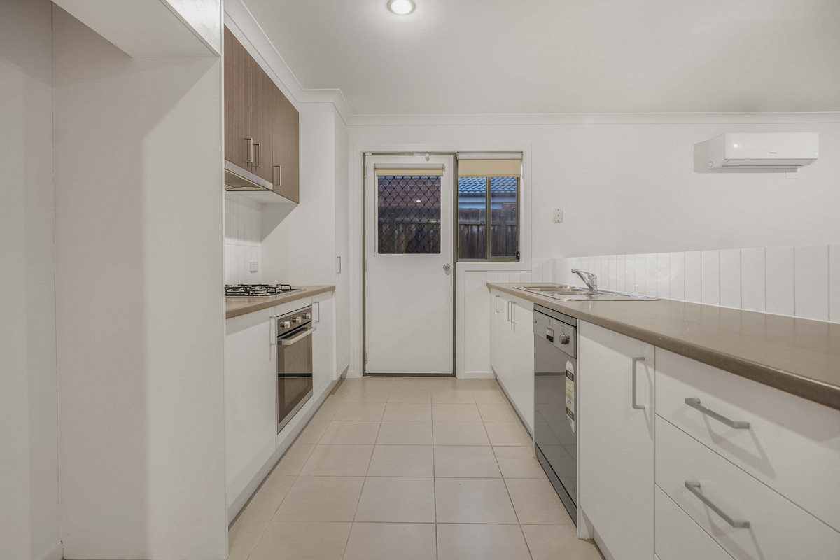 80 Murphy Road, Pakenham VIC 3810, Pakenham - Thumbnail 5
