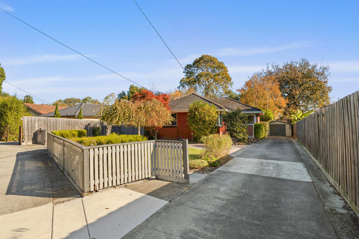 32 Parkview Drive, Ferntree Gully VIC 3156, Ferntree Gully - Thumbnail 2