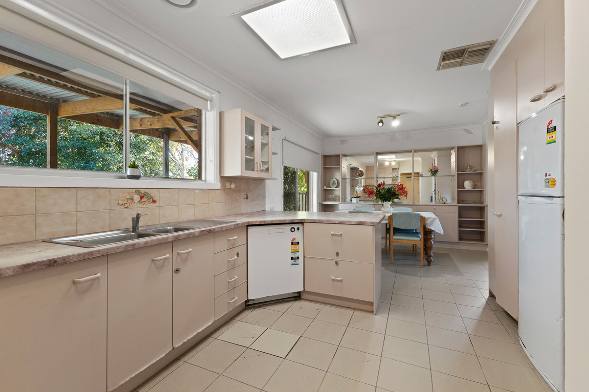 32 Parkview Drive, Ferntree Gully VIC 3156, Ferntree Gully - Thumbnail 8
