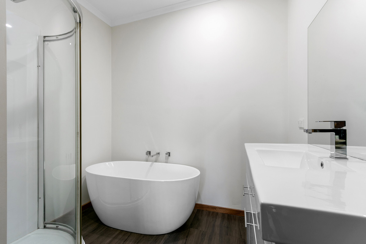 73 Elgin Street, Morwell VIC 3840, Morwell - Thumbnail 4