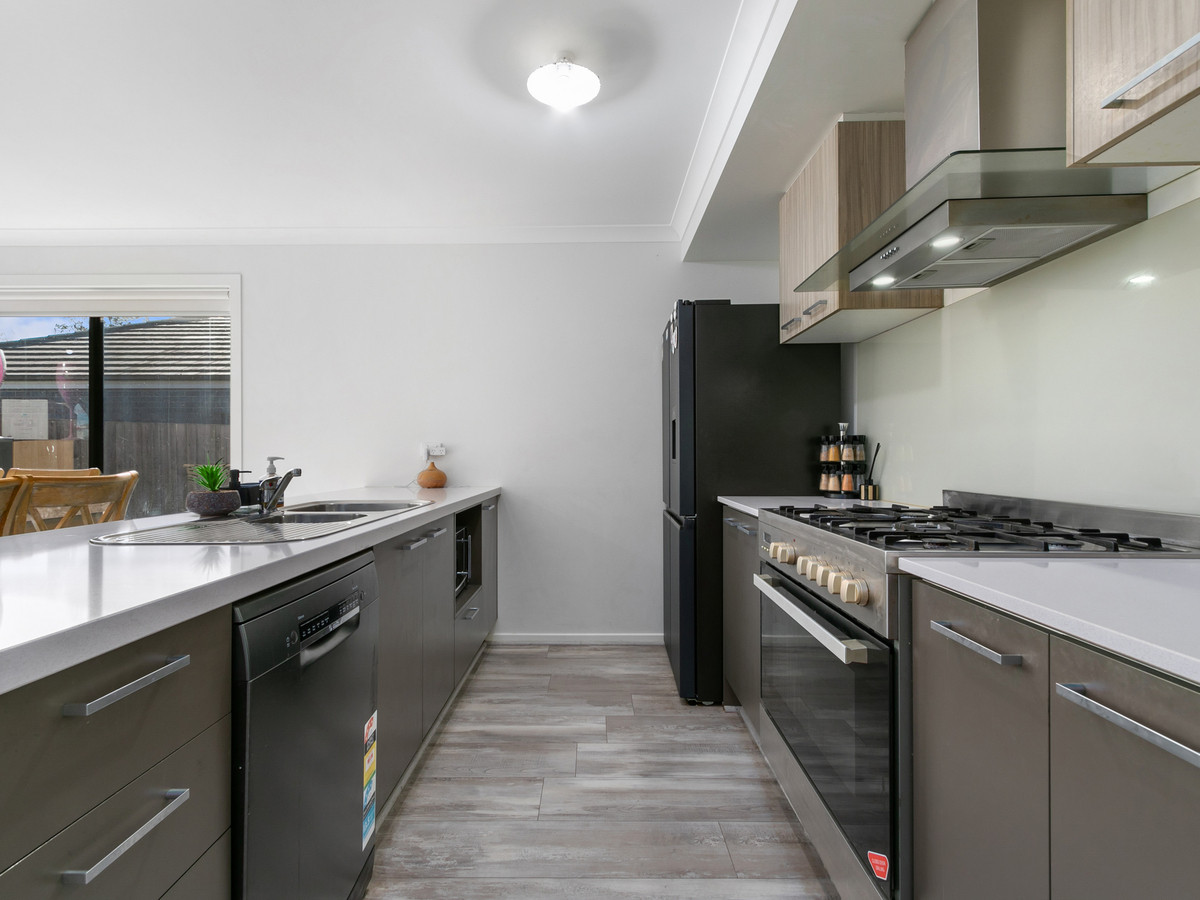 11 McNulty Drive, Traralgon VIC 3844, Traralgon - Thumbnail 3