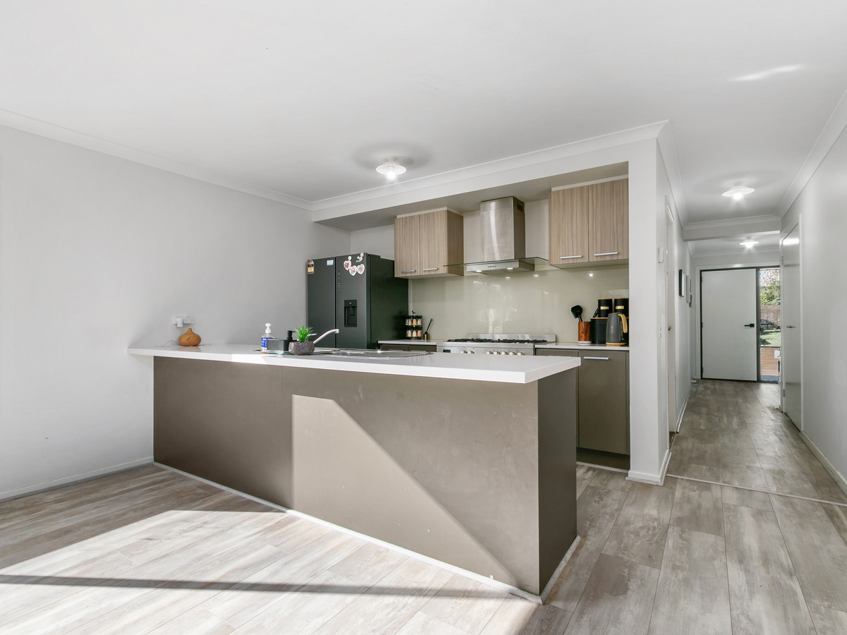 11 McNulty Drive, Traralgon VIC 3844, Traralgon - Thumbnail 2