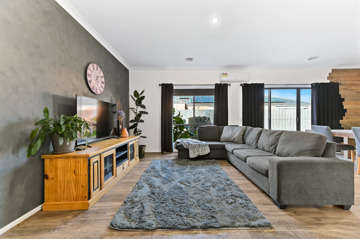 24 Shelton Park Drive, Koo Wee Rup VIC 3981, Koo Wee Rup - Thumbnail 3