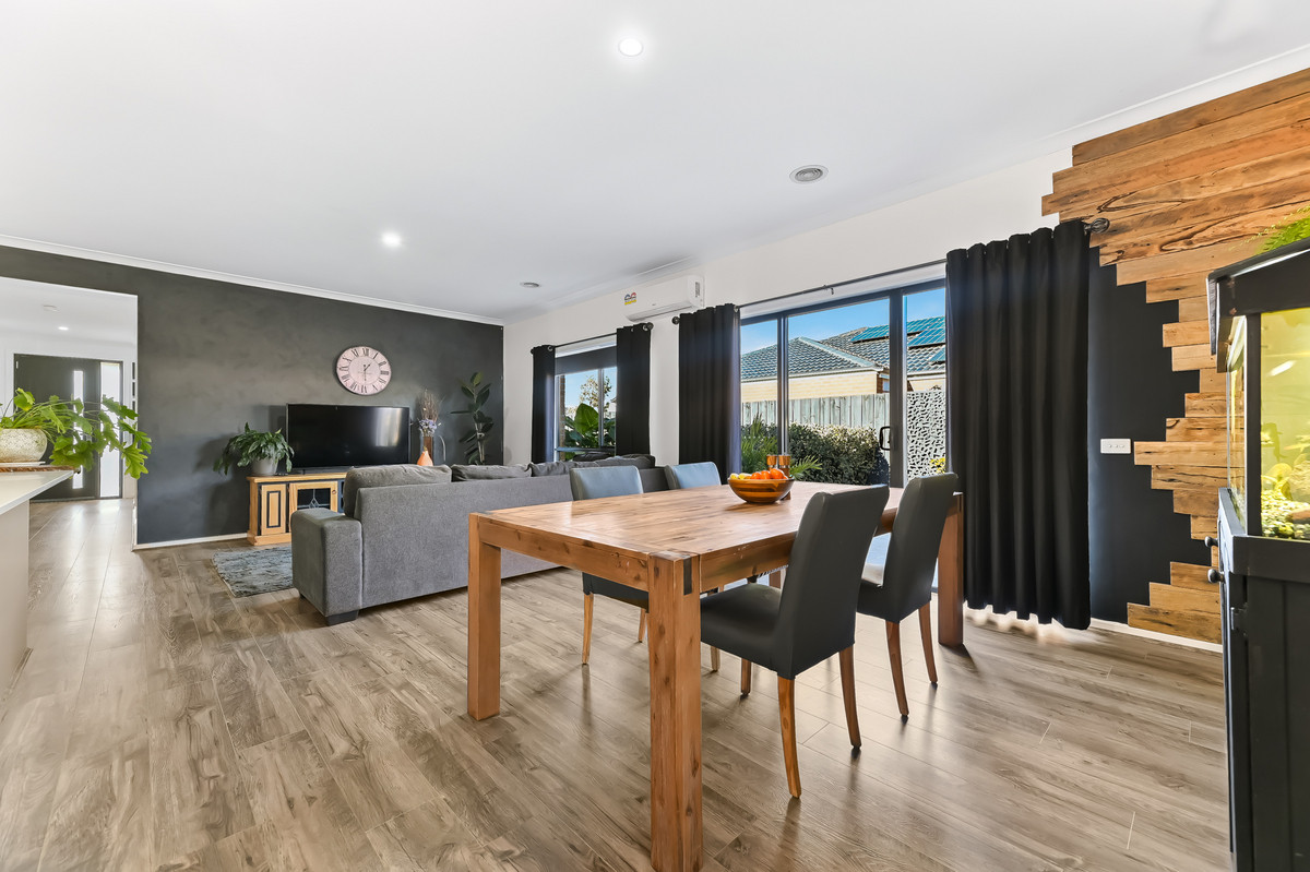 24 Shelton Park Drive, Koo Wee Rup VIC 3981, Koo Wee Rup - Thumbnail 4