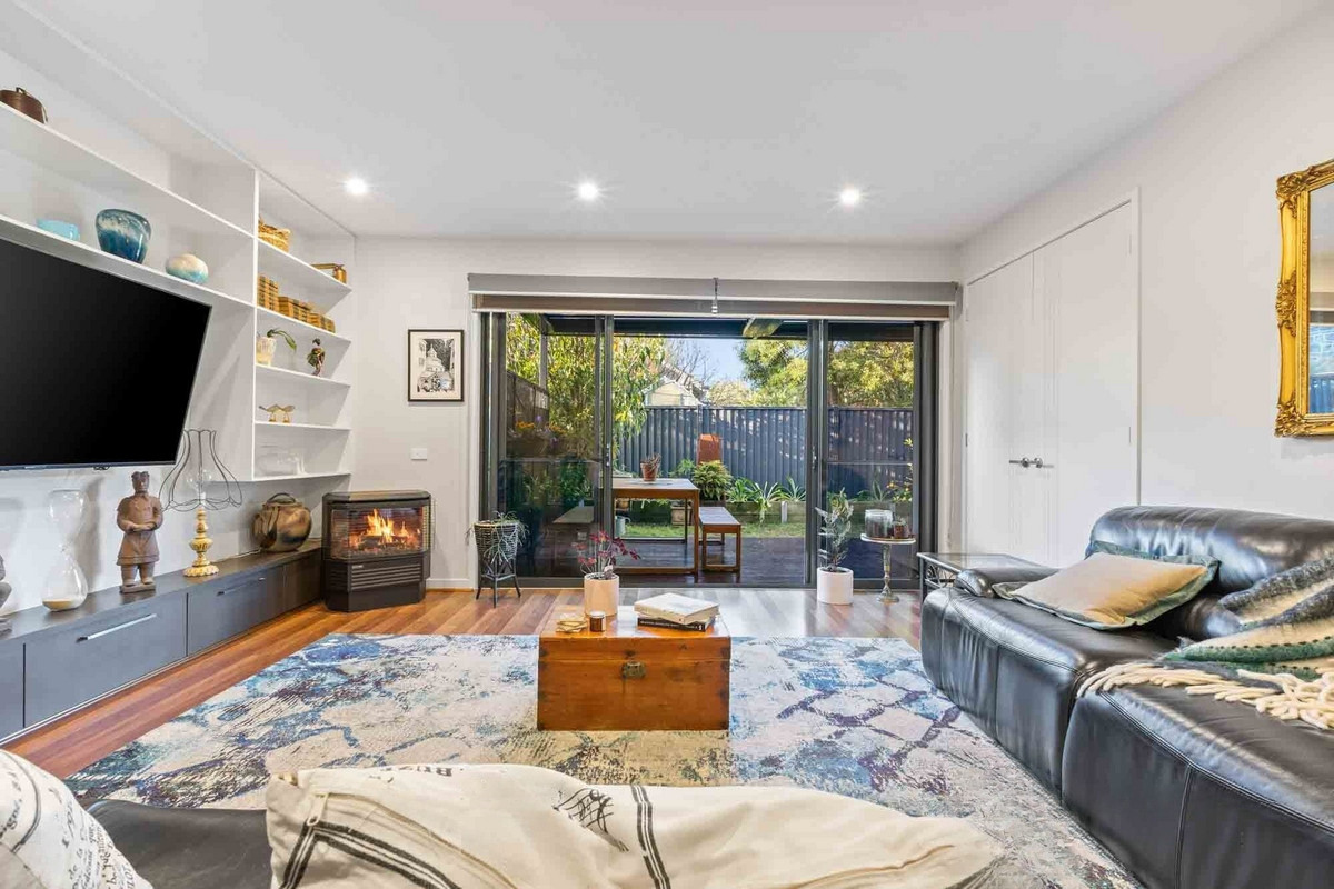 11 Monteith Place, Ballarat Central VIC 3350, Ballarat Central - Thumbnail 5