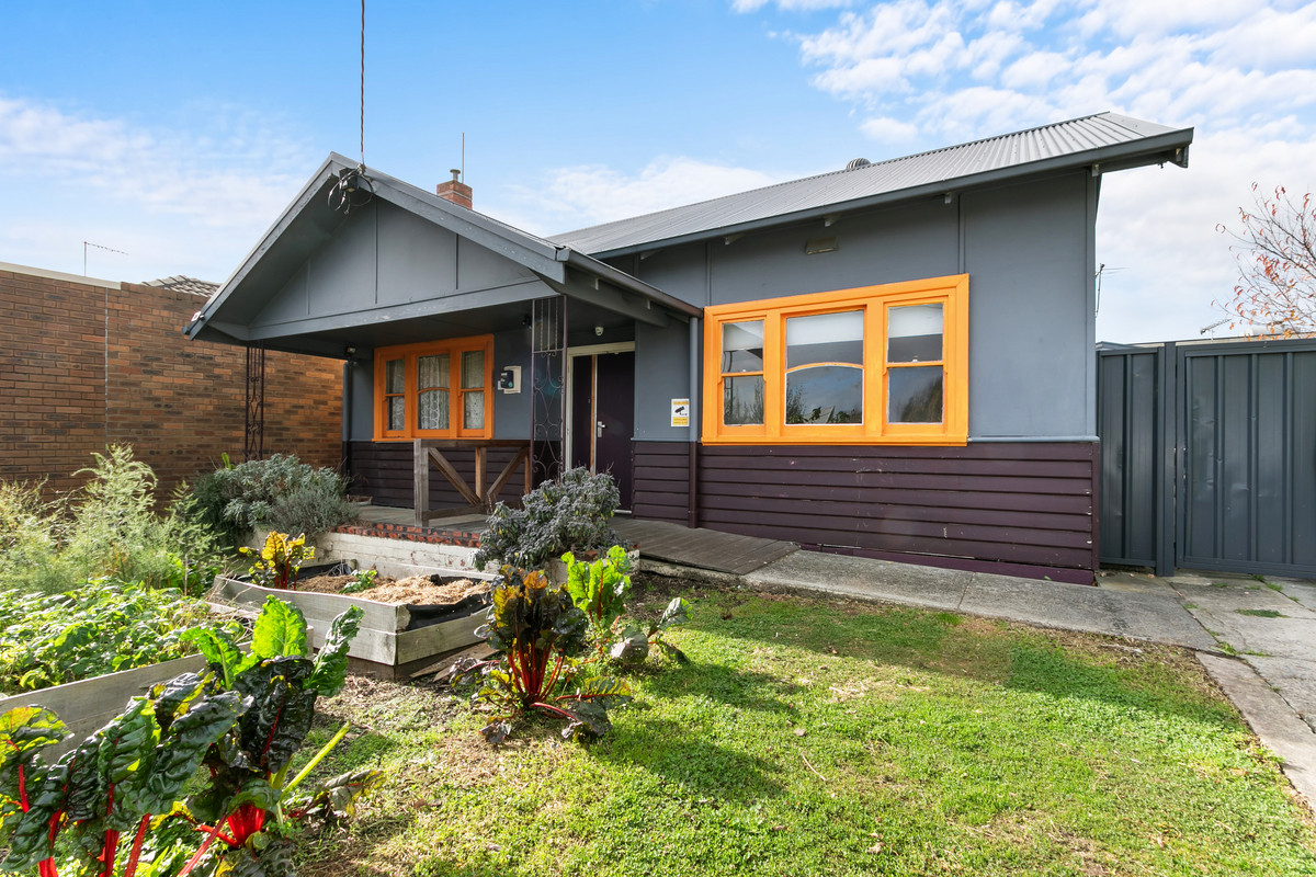 14 Collins Street, Morwell VIC 3840, Morwell - Thumbnail 2
