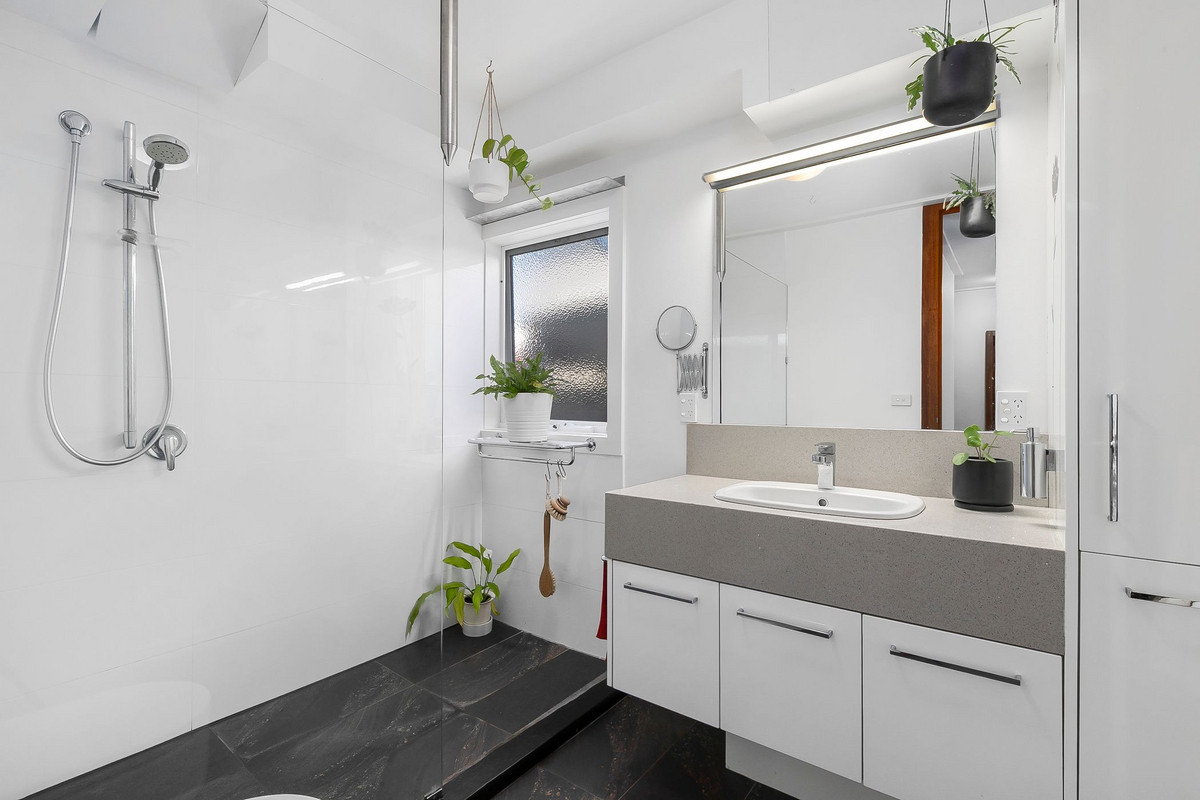 2 / 17 Clonard Avenue, Geelong West VIC 3218, Geelong West - Thumbnail 7