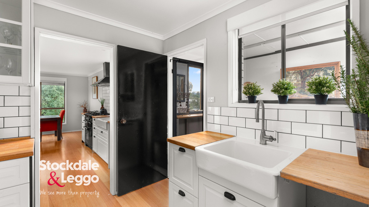 12 Balding Street, Mirboo North VIC 3871, Mirboo North - Thumbnail 7