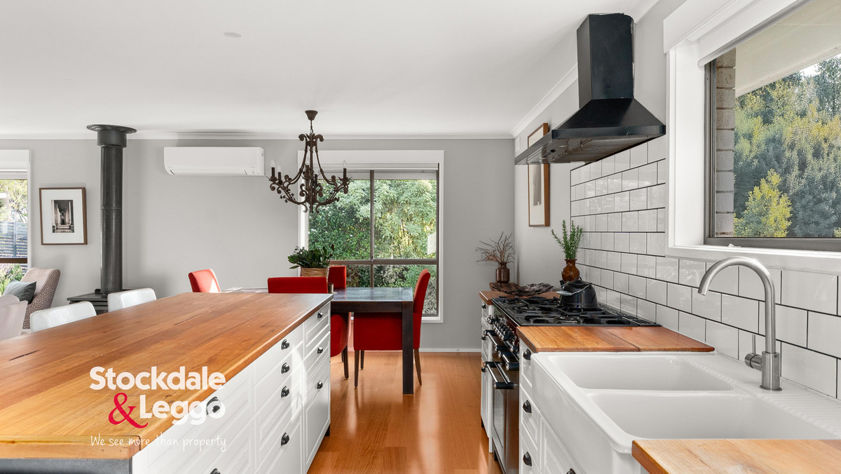 12 Balding Street, Mirboo North VIC 3871, Mirboo North - Thumbnail 5