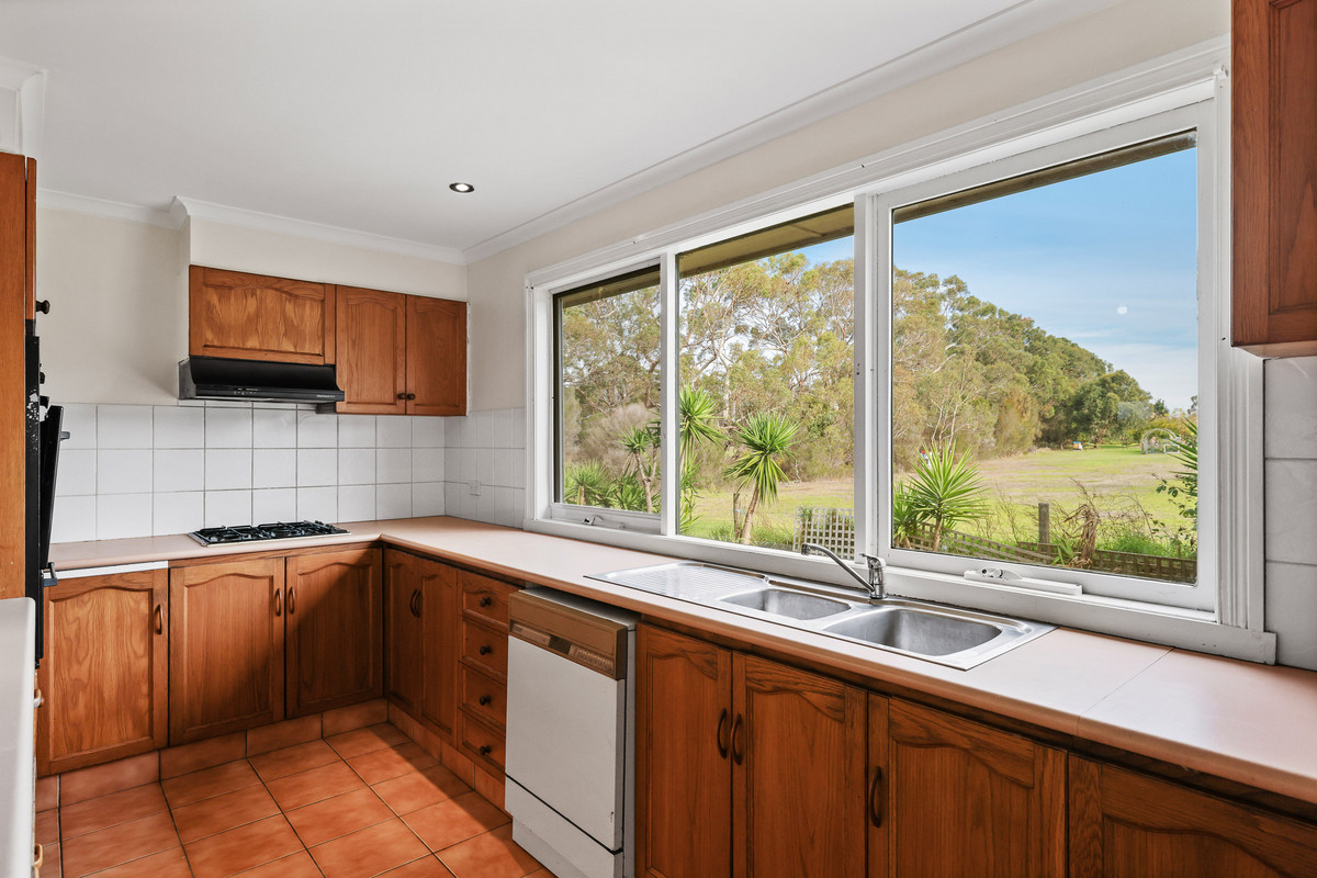 12a Diane Crescent, Wimbledon Heights VIC 3922, Wimbledon Heights - Thumbnail 5