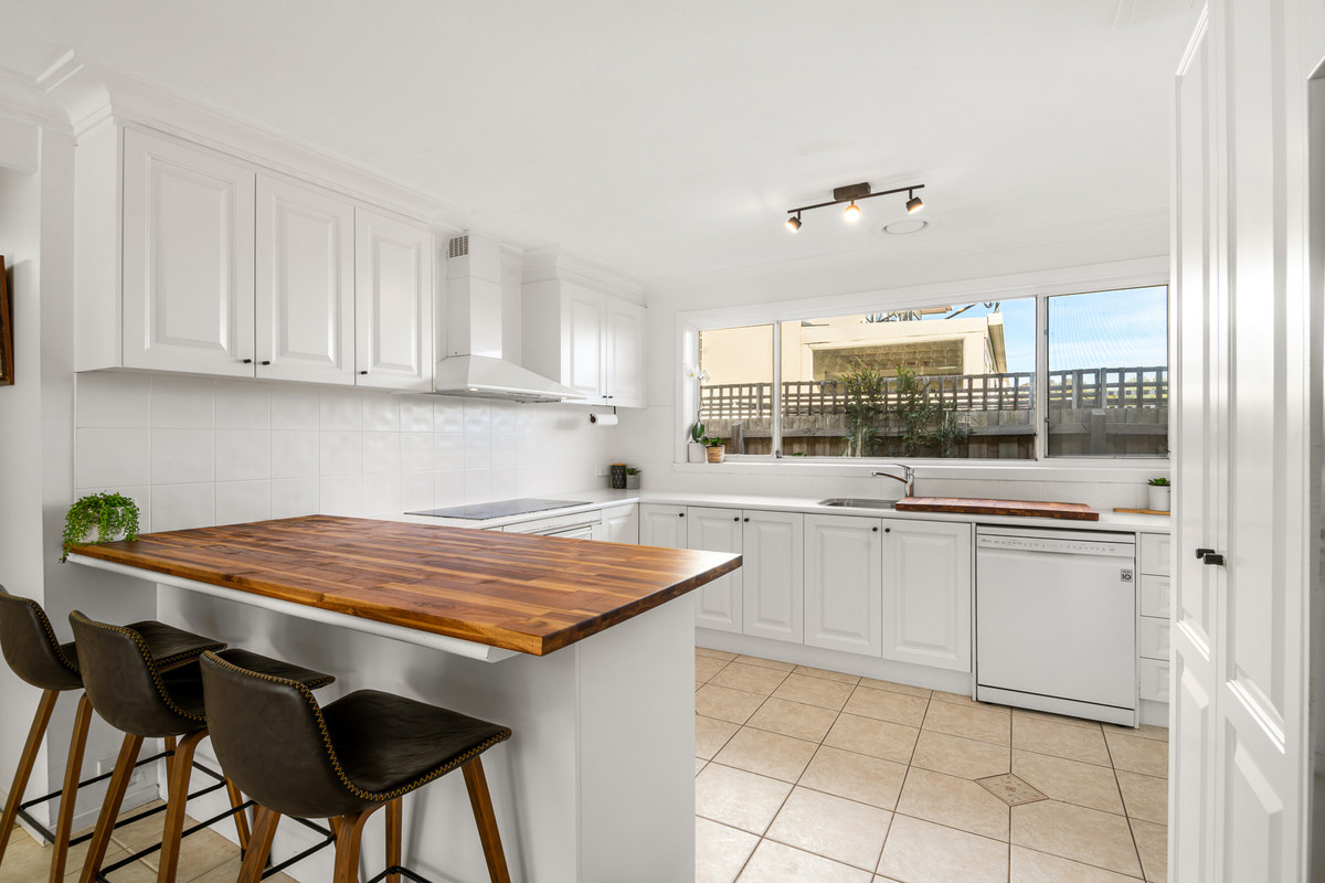 34 Graylea Avenue, Herne Hill VIC 3218, Herne Hill - Thumbnail 2