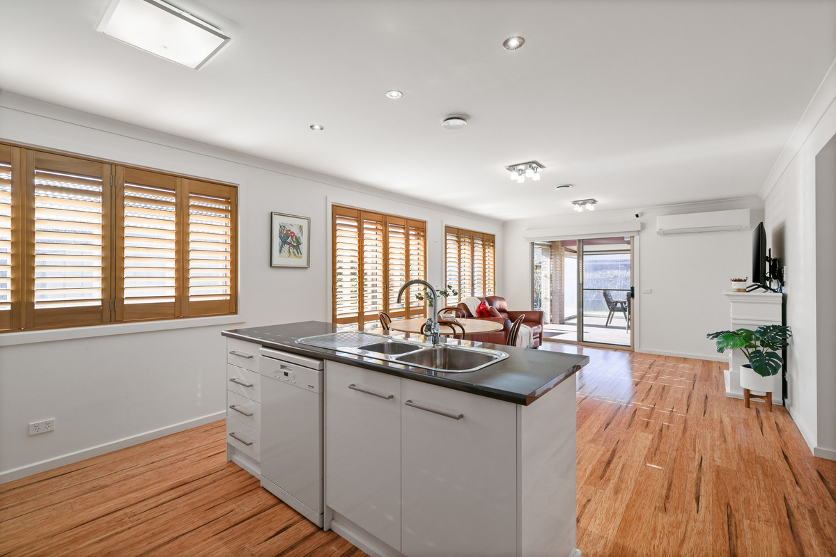 13 Shoalhaven Road, Cowes VIC 3922, Cowes - Thumbnail 4