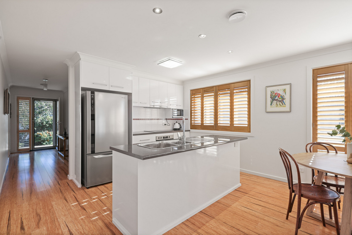 13 Shoalhaven Road, Cowes VIC 3922, Cowes - Thumbnail 2
