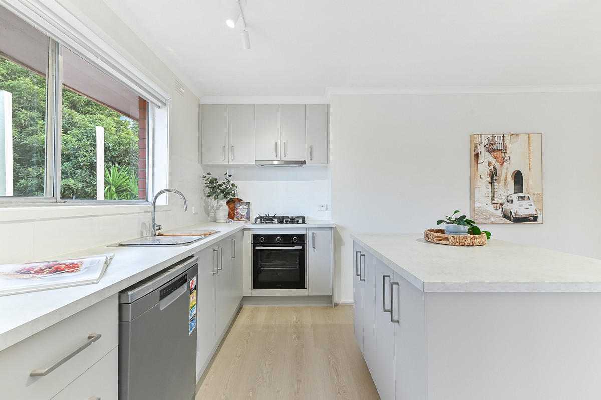 15 Philip Road, Hallam VIC 3803, Hallam - Thumbnail 3
