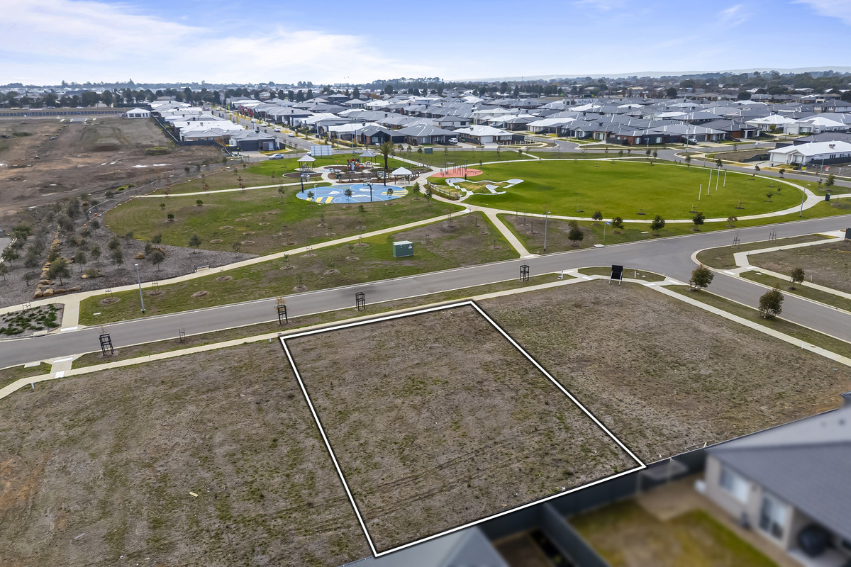 27 Peasnell Street, Lucas VIC 3350, Lucas - Thumbnail 7