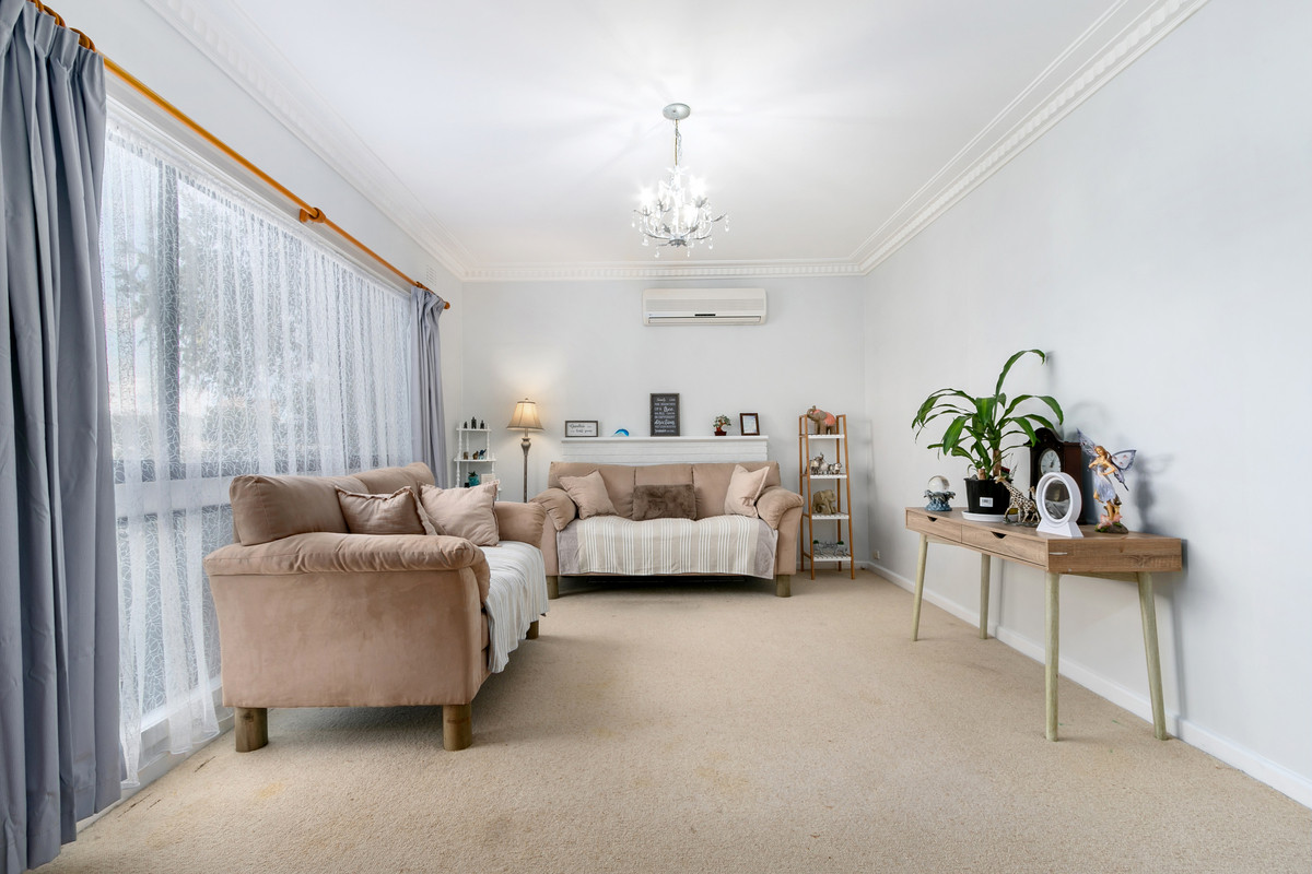 11 Winifred Street, Morwell VIC 3840, Morwell - Thumbnail 2