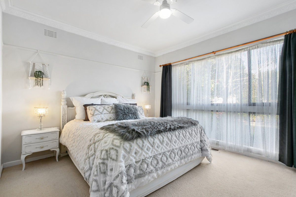 11 Winifred Street, Morwell VIC 3840, Morwell - Thumbnail 4