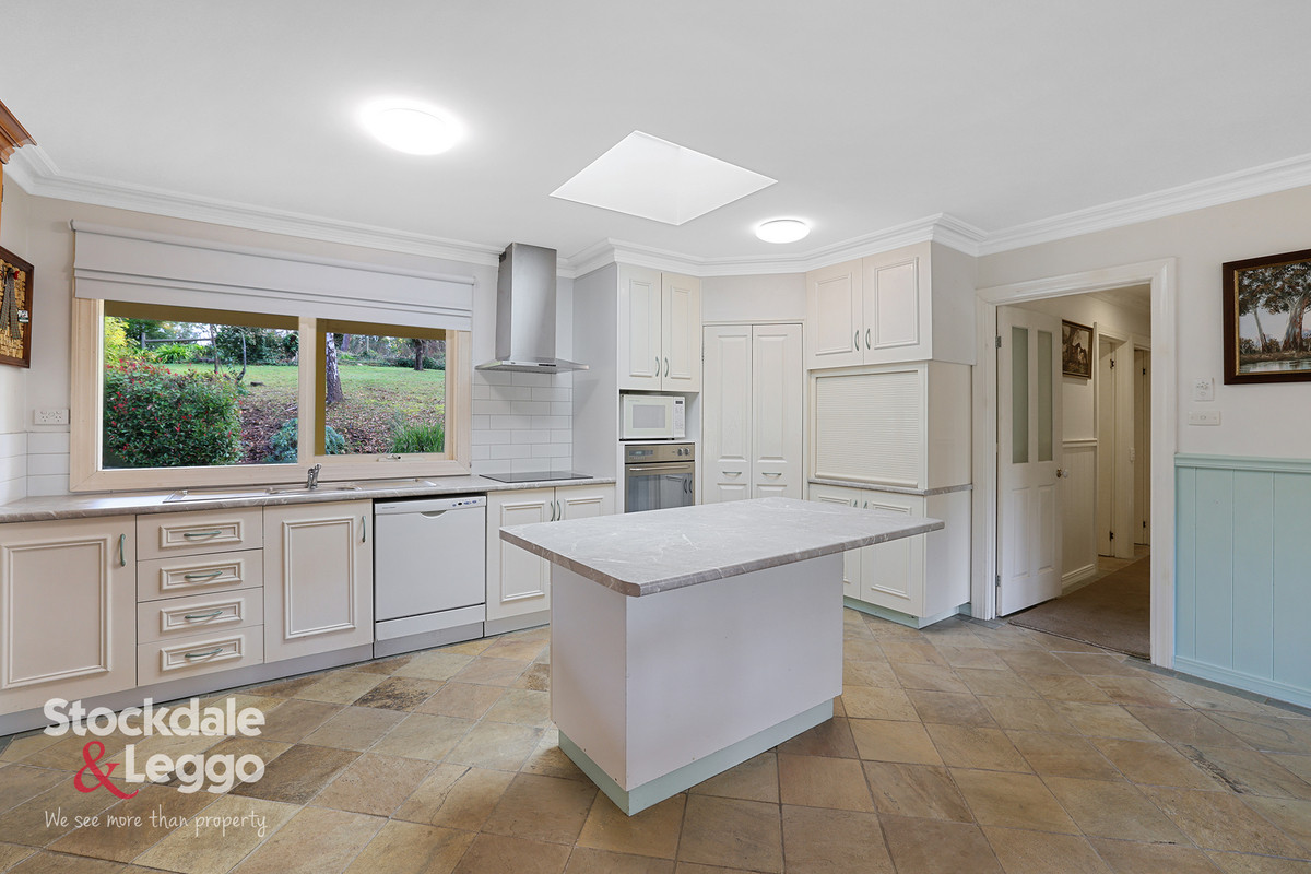10 Galvins Road, MIRBOO NORTH VIC 3871, Mirboo North - Thumbnail 4