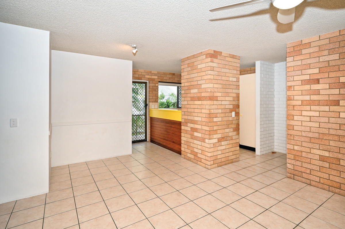 2 / 55 Minchinton Street, Caloundra QLD 4551, Caloundra - Thumbnail 4