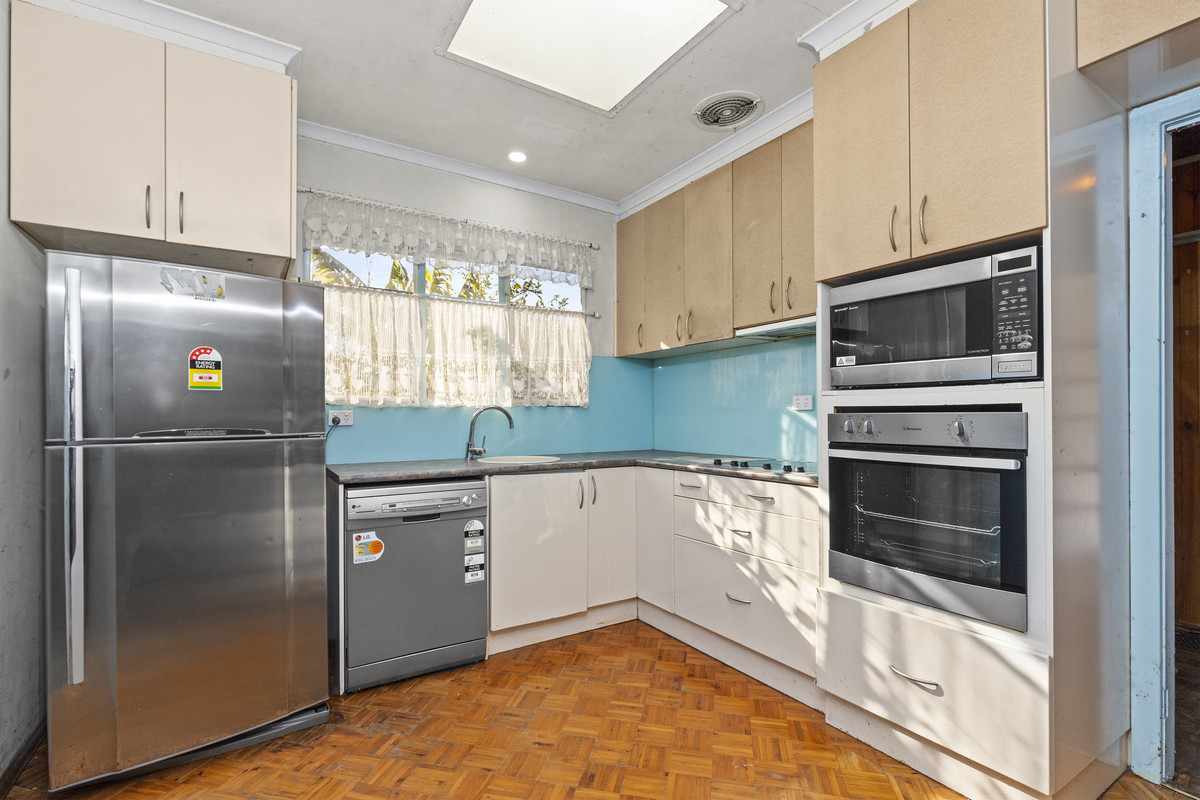24 Daley Street, Glenroy VIC 3046, Glenroy - Thumbnail 4