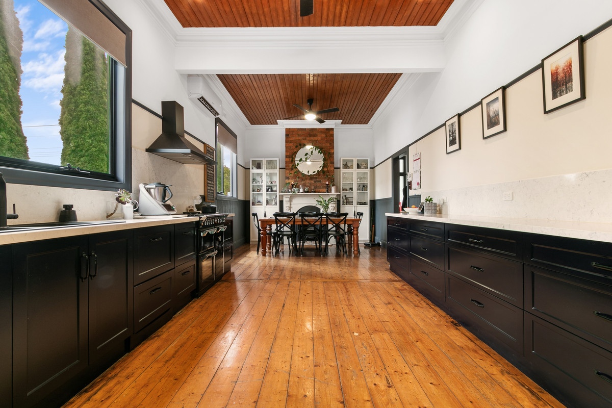 90 Elgin Street, Morwell VIC 3840, Morwell - Thumbnail 2