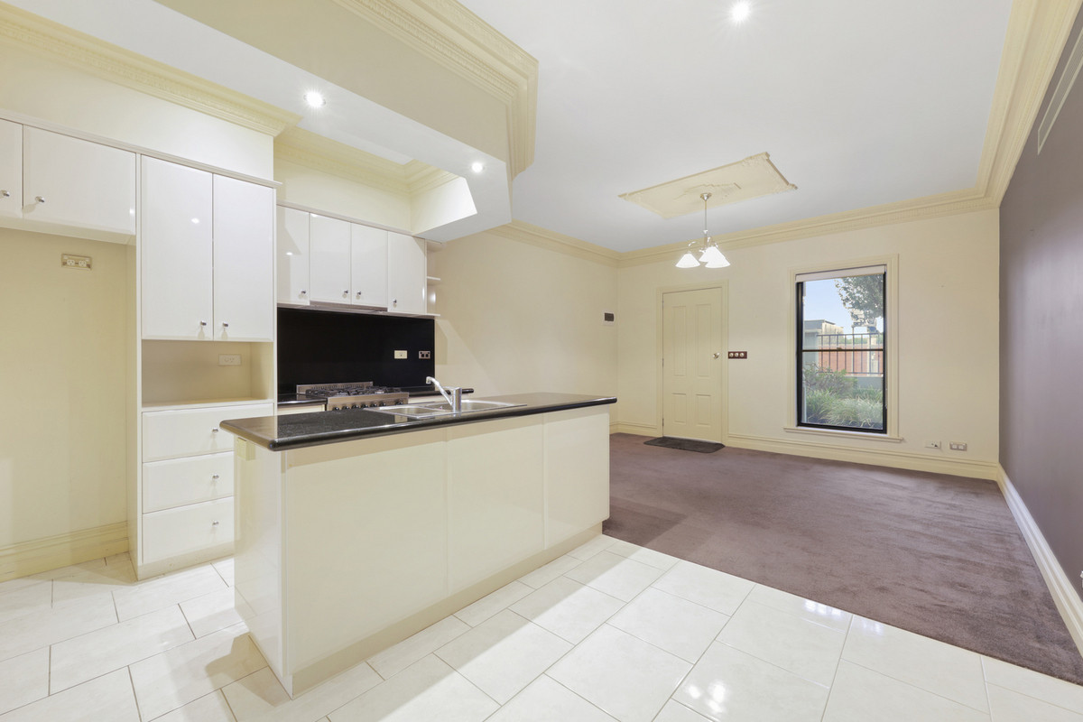 17 Kelp Street, WARRNAMBOOL VIC 3280, Warrnambool - Thumbnail 5
