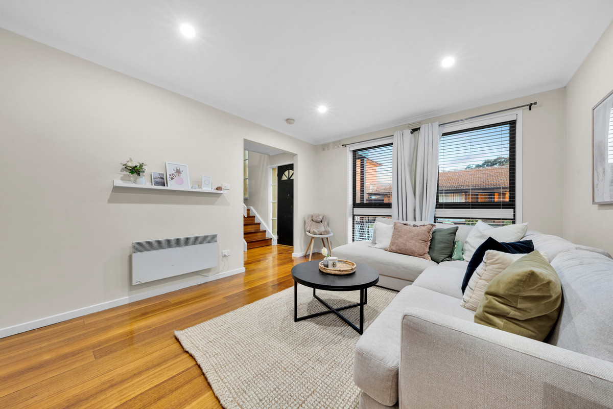 3 / 37 Clyde Road, Berwick VIC 3806, Berwick - Thumbnail 2
