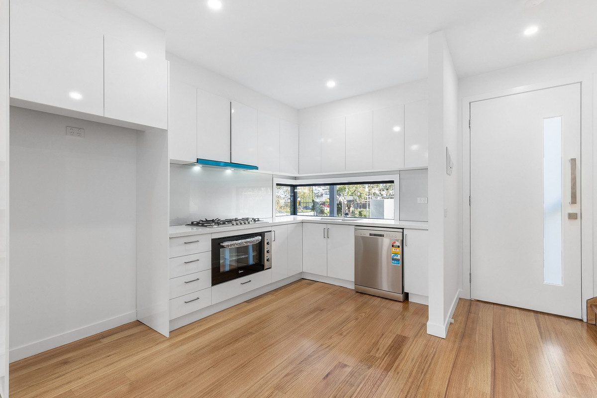 1 / 348 Waterloo Road, Glenroy VIC 3046, Glenroy - Thumbnail 2