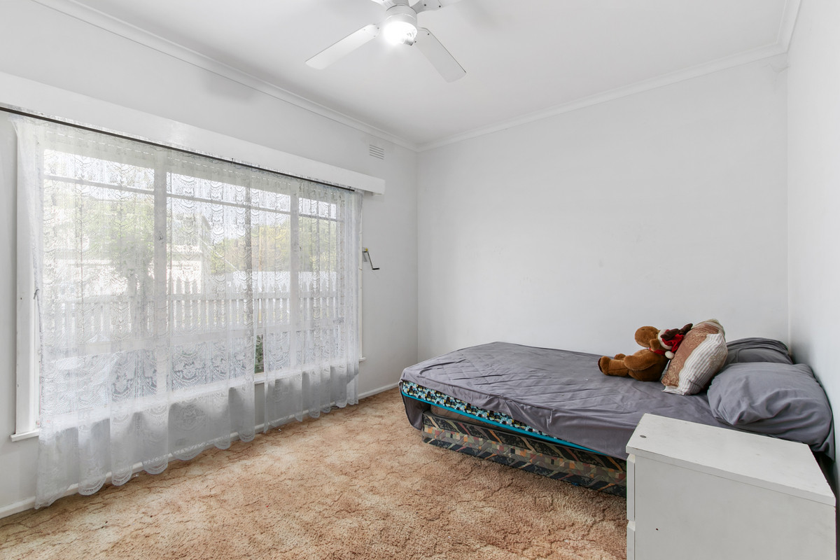9 Latrobe Road, MORWELL VIC 3840, Morwell - Thumbnail 5