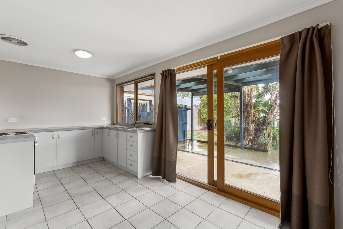 67 Boonderabbi Drive, CLIFTON SPRINGS VIC 3222, Clifton Springs - Thumbnail 5