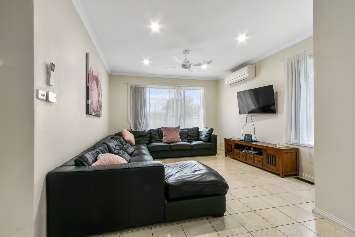 4 James Street, Moe VIC 3825, Moe - Thumbnail 2