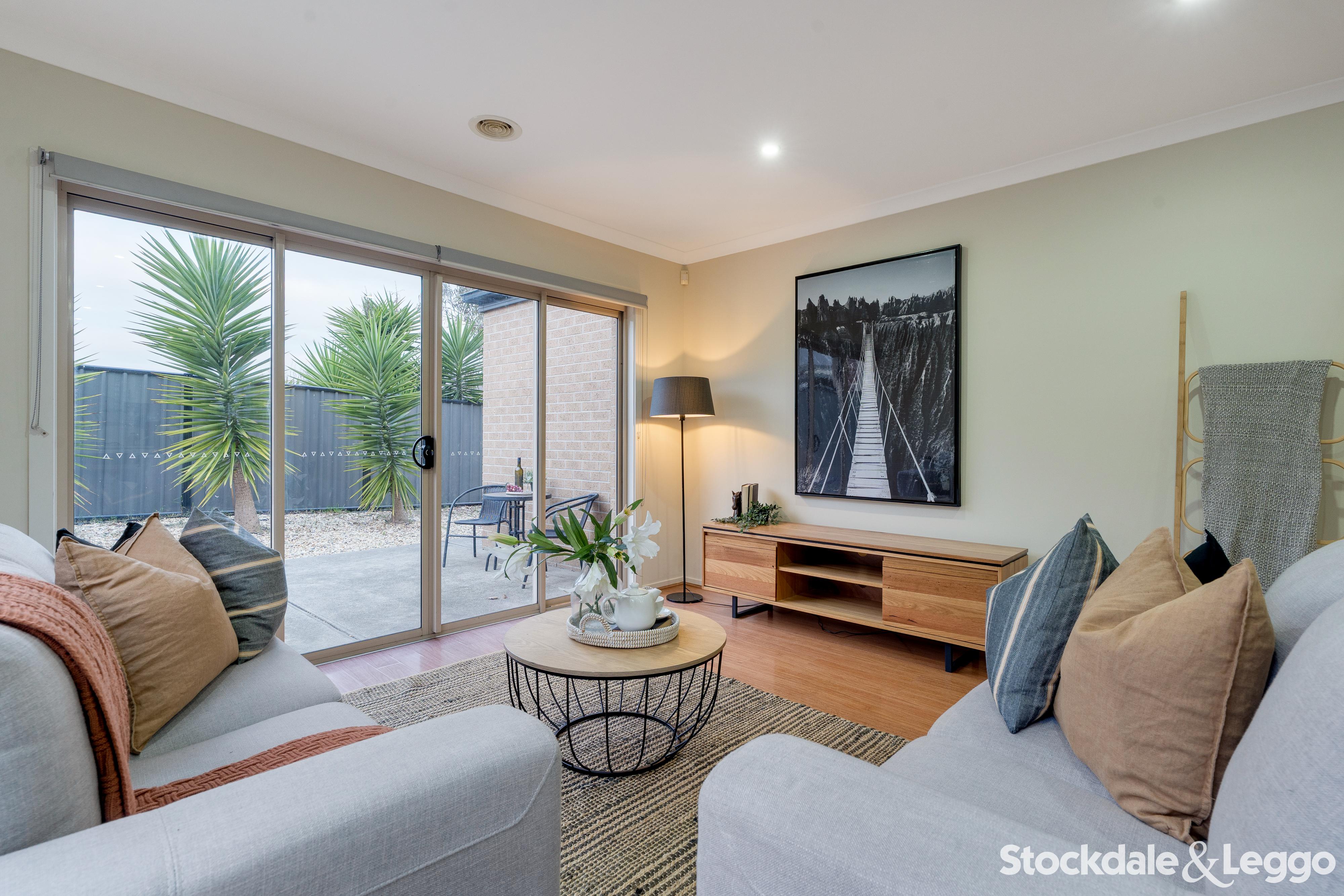 68 Huntington Drive, Craigieburn VIC, Craigieburn - Thumbnail 2