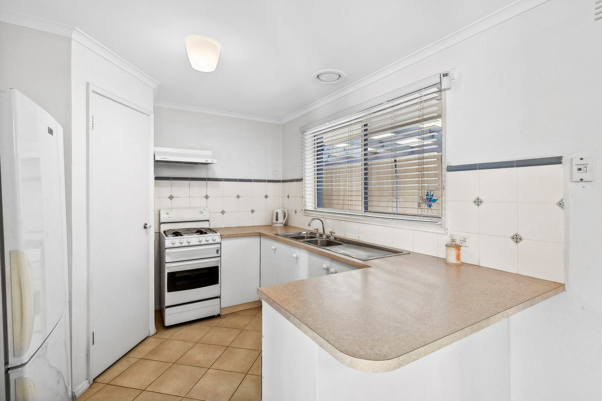 79 Buckingham Road, Newtown VIC 3220, Newtown - Thumbnail 4