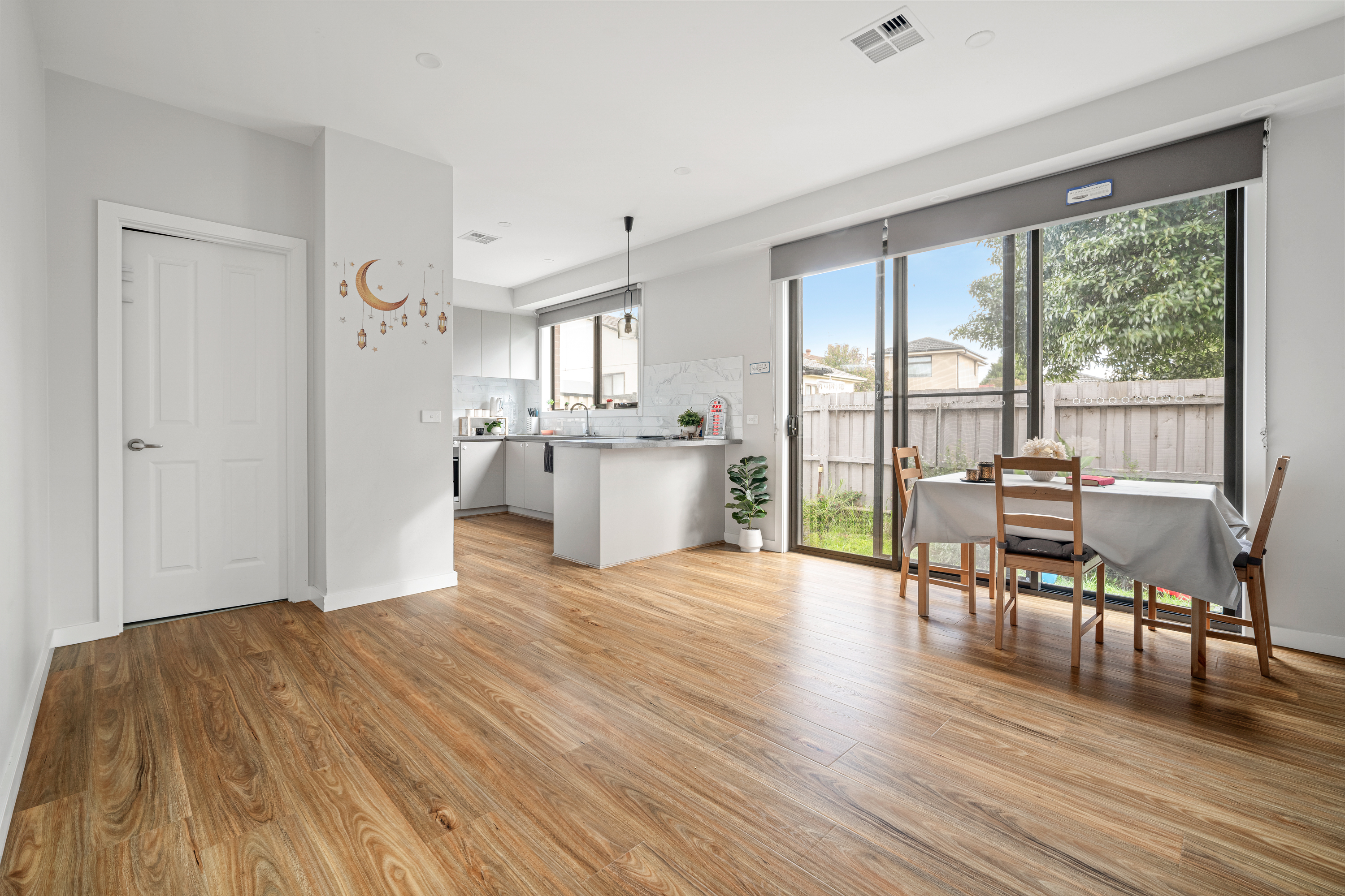 1B Liquidamber St, Doveton VIC, Doveton - Thumbnail 4