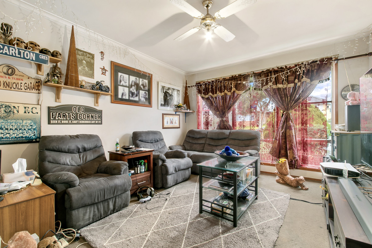32 Heesom Crescent, Churchill VIC 3842, Churchill - Thumbnail 2